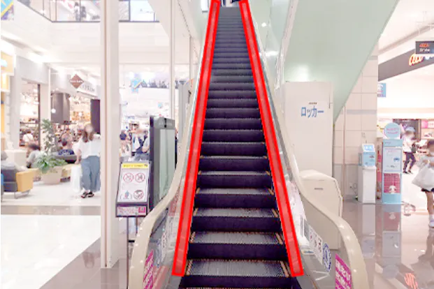 【イオンモール佐野新都市*】エスカレーターB(専門店南側)