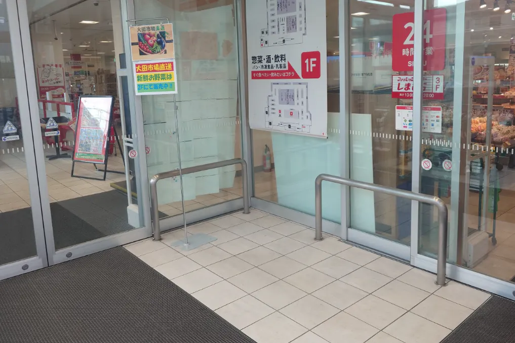 【西友 本八幡店】風除室 ポップアップストア(物販、食物販)やプロモーション用途に最適なスーパー店内催事イベントスペース