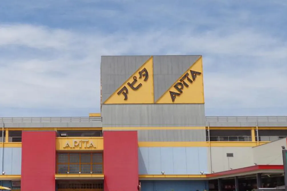 【アピタ阿久比店】販促プロモーションや食物販に最適な2Fフードコート前のイベントスペース