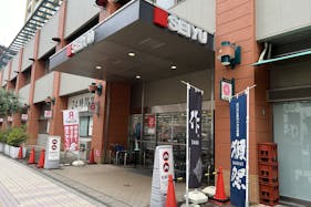 【西友 川口本町店】1F入口横 プロモーション用途や物販、食物販のポップアップストアに最適なスーパー店内催事イベントスペース