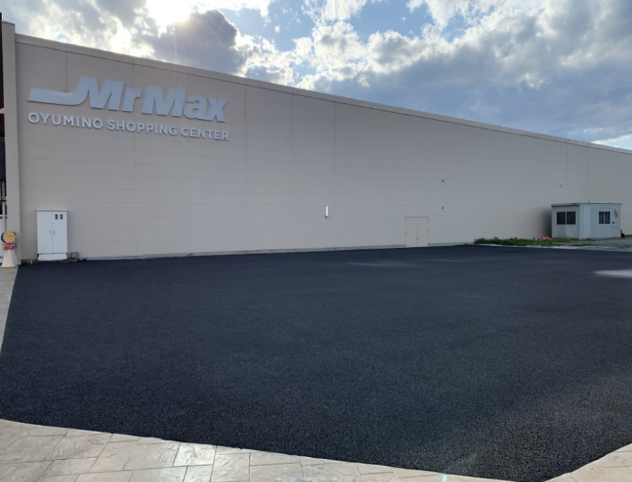 【ミスターマックス おゆみ野店】ミスターマックス横アスファルトスペース 販促プロモーションや物販用途に最適な総合ディスカウントストアの催事イベントスペース