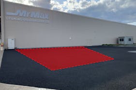 【ミスターマックス おゆみ野店】ミスターマックス横アスファルトスペース 販促プロモーションや物販用途に最適な総合ディスカウントストアの催事イベントスペース