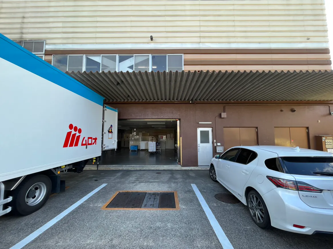 【パレマルシェ新所原】プロモーションに利用可能なエスカレーター横のイベントスペース