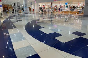 【イオンモール常滑】セントラルコートA (ユニクロ前)