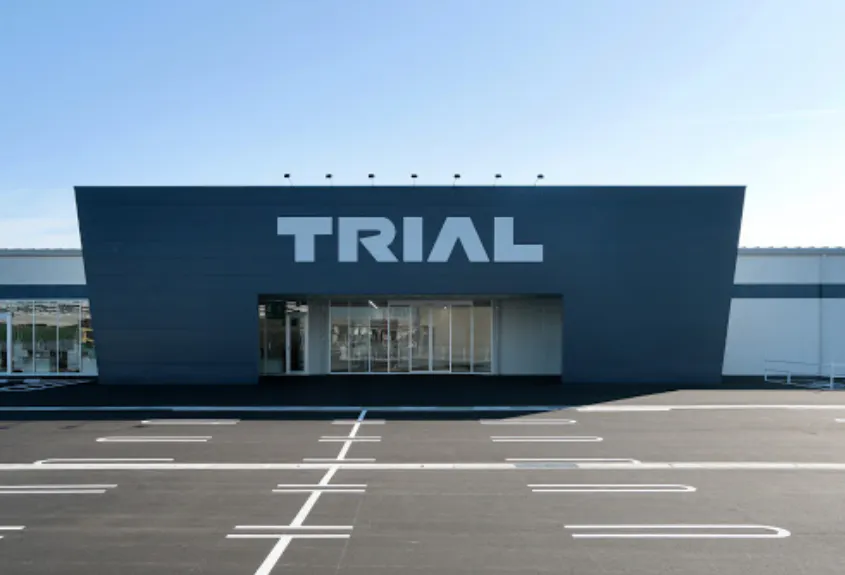 【スーパーセンタートライアル新八代駅前店】トライアルマルシェ（キッチンカー/テント・スペース）