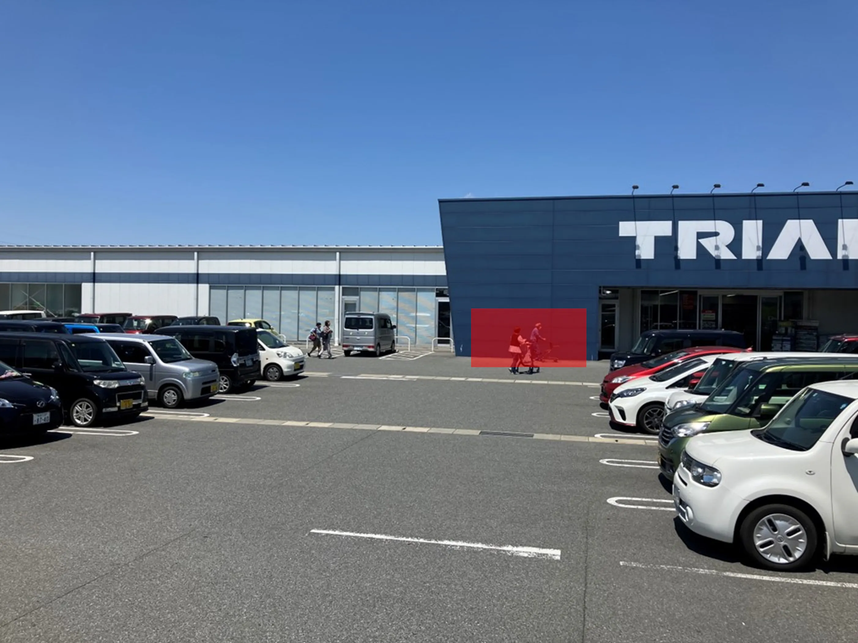 【スーパーセンタートライアル新八代駅前店】「 キッチンカー／テント」スペース