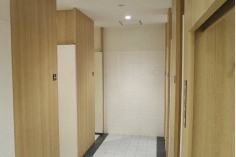 【イオンモール甲府昭和】モール内広告 化粧室の画像2