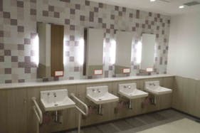 【イオンモール甲府昭和】モール内広告 化粧室