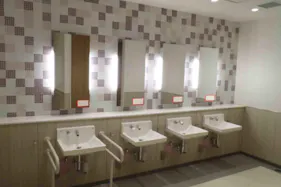 【イオンモール甲府昭和】モール内広告 化粧室