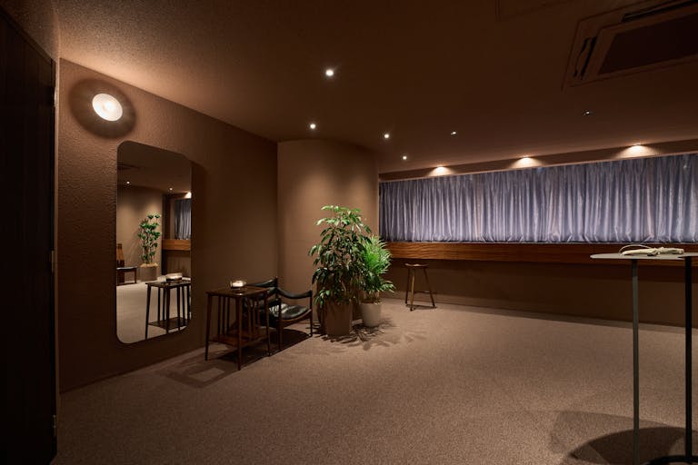 【四ツ橋駅5分】ポップアップストアや展示会に最適なラグジュアリーな空間を演出した高級時計店内のイベントスペースの画像1