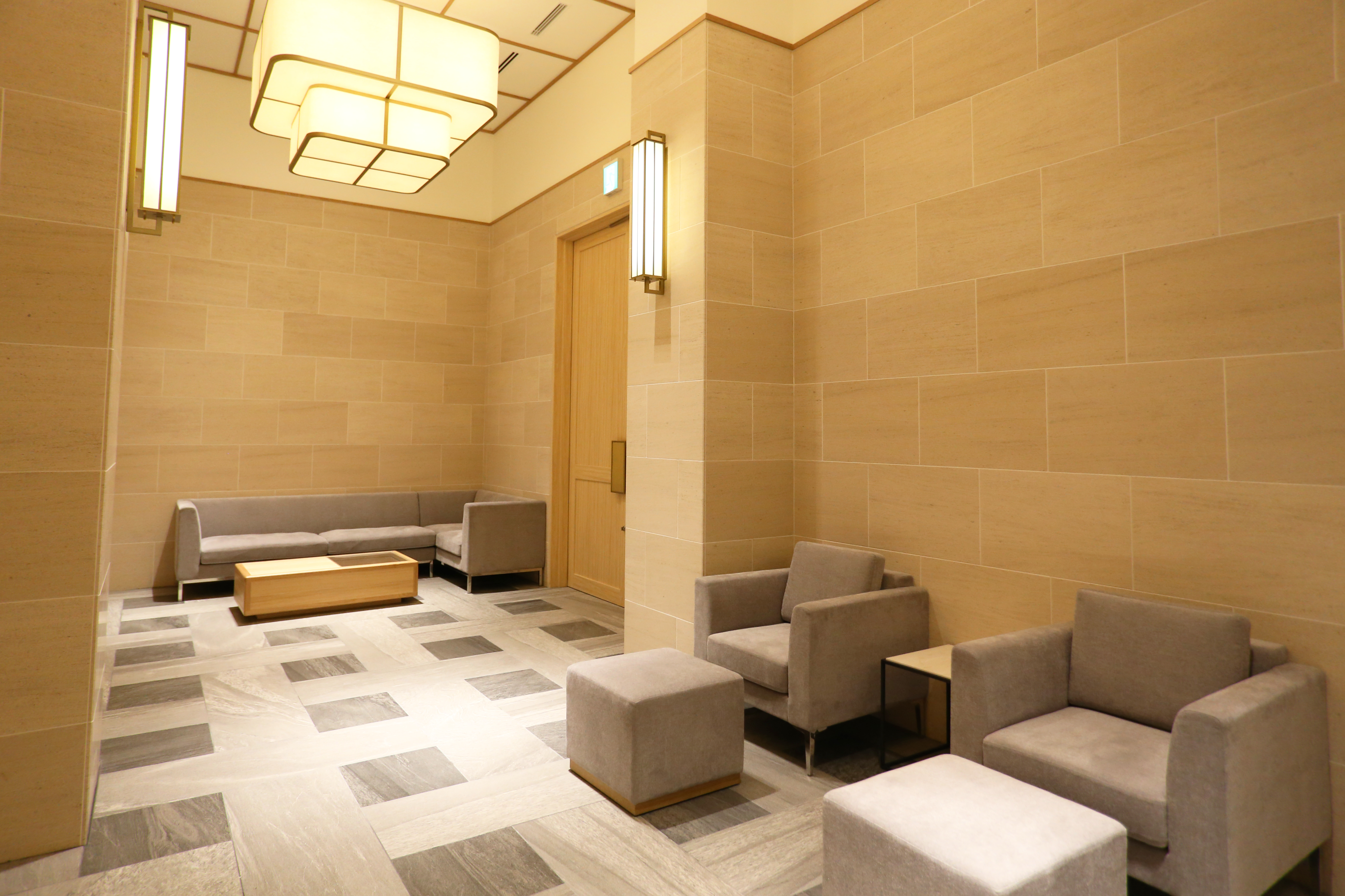 【ONDEN】ホワイエ