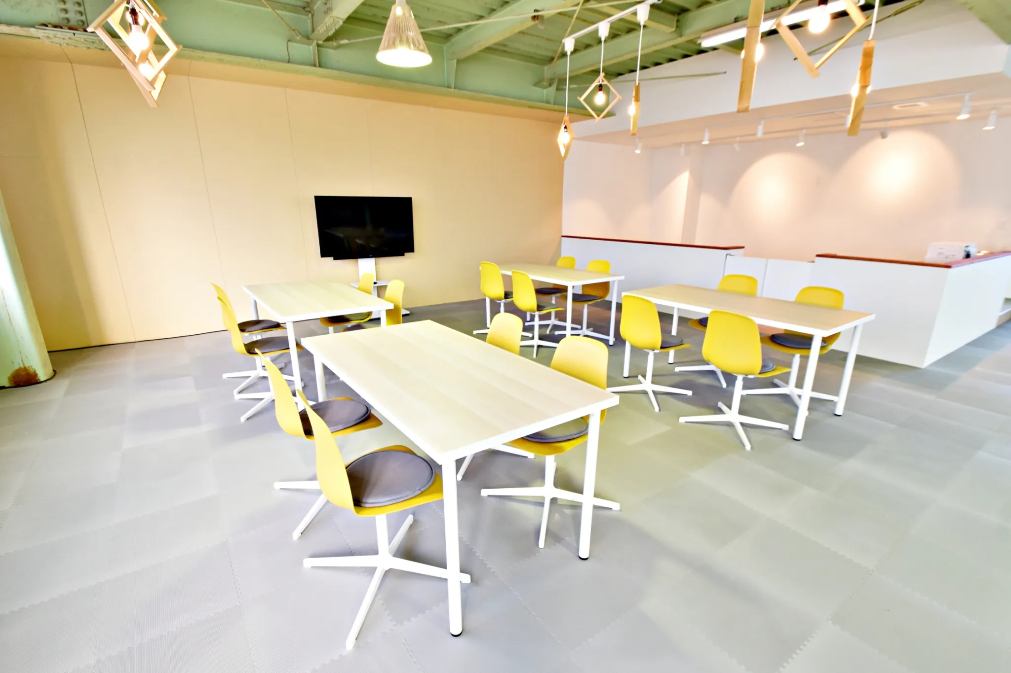 【静岡県静岡市】撮影や展示会に適した180㎡の広大な貸しスペース