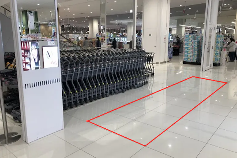 【イオンスタイル新利府】プロモーションイベントや各種物販に最適な人通りの多い1階エスカレーター横のイベントスペースの画像2