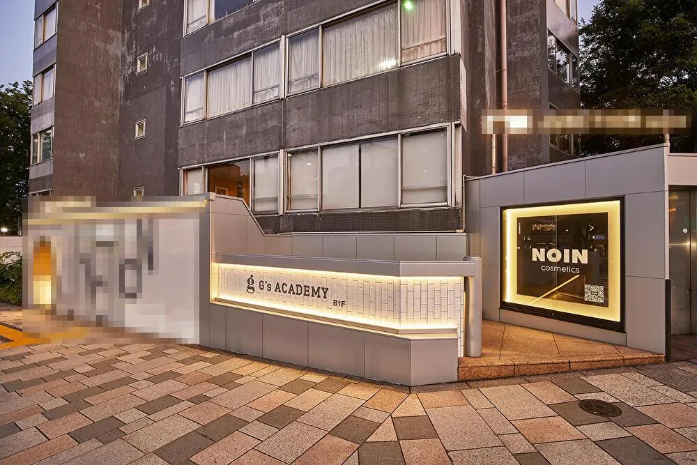 【原宿駅1分】アパレルの展示会や招待制販売会、ショールーム等に最適な駅近の多機能イベントスペース