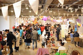 【町田パリオ】町田駅直結の大型イベントや展示会、販売会の会場に最適な町田エリアの街中が一望できる開放感あふれるイベントスペース(全面/463㎡)