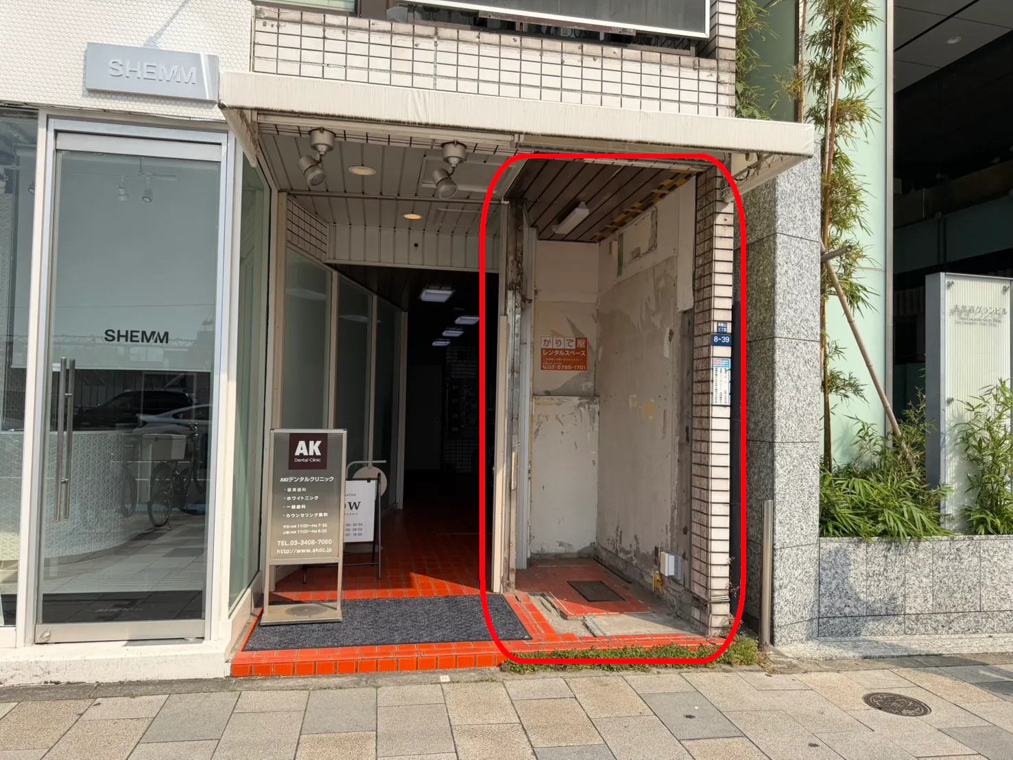 【表参道駅4分｜外苑前駅6分】青山通り沿いで目を引くコンパクトな路面ポップアップスペース