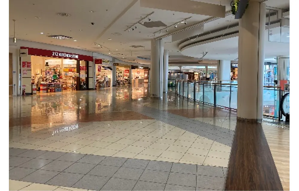 【ららぽーと甲子園】2階 パークウォークコート(キッザニア側)