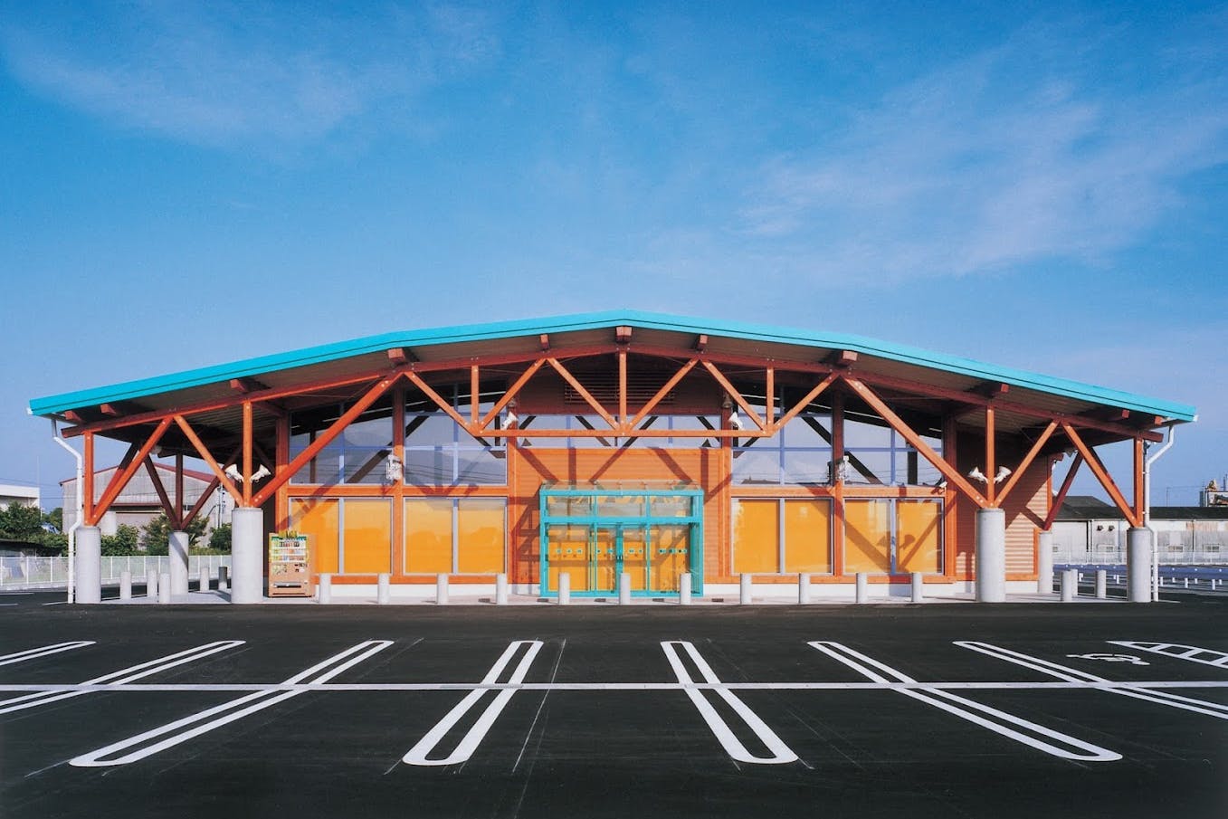 【ダイナム愛媛北条店ゆったり館】キッチンカーや各種プロモーションに最適なアミューズメント施設のイベントスペース