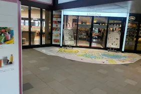 【キラリナ京王吉祥寺】物販・プロモーションに最適、吉祥寺駅改札前2Fエントランス横イベントスペース