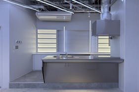 【KOMAZAWA Park Quarter】【駒沢大学駅徒歩1分】パーティ・謝恩会・懇親会に最適な地下イベントスタジオ「zawazawa」