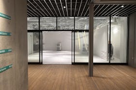 【KOMAZAWA Park Quarter】【駒沢大学駅徒歩1分】パーティ・謝恩会・懇親会に最適な地下イベントスタジオ「zawazawa」