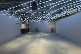 【KOMAZAWA Park Quarter】【駒沢大学駅徒歩1分】パーティ・謝恩会・懇親会に最適な地下イベントスタジオ「zawazawa」