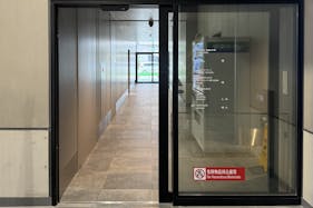 【KOMAZAWA Park Quarter】【駒沢大学駅徒歩1分】パーティ・謝恩会・懇親会に最適な地下イベントスタジオ「zawazawa」