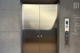 【KOMAZAWA Park Quarter】【駒沢大学駅徒歩1分】パーティ・謝恩会・懇親会に最適な地下イベントスタジオ「zawazawa」