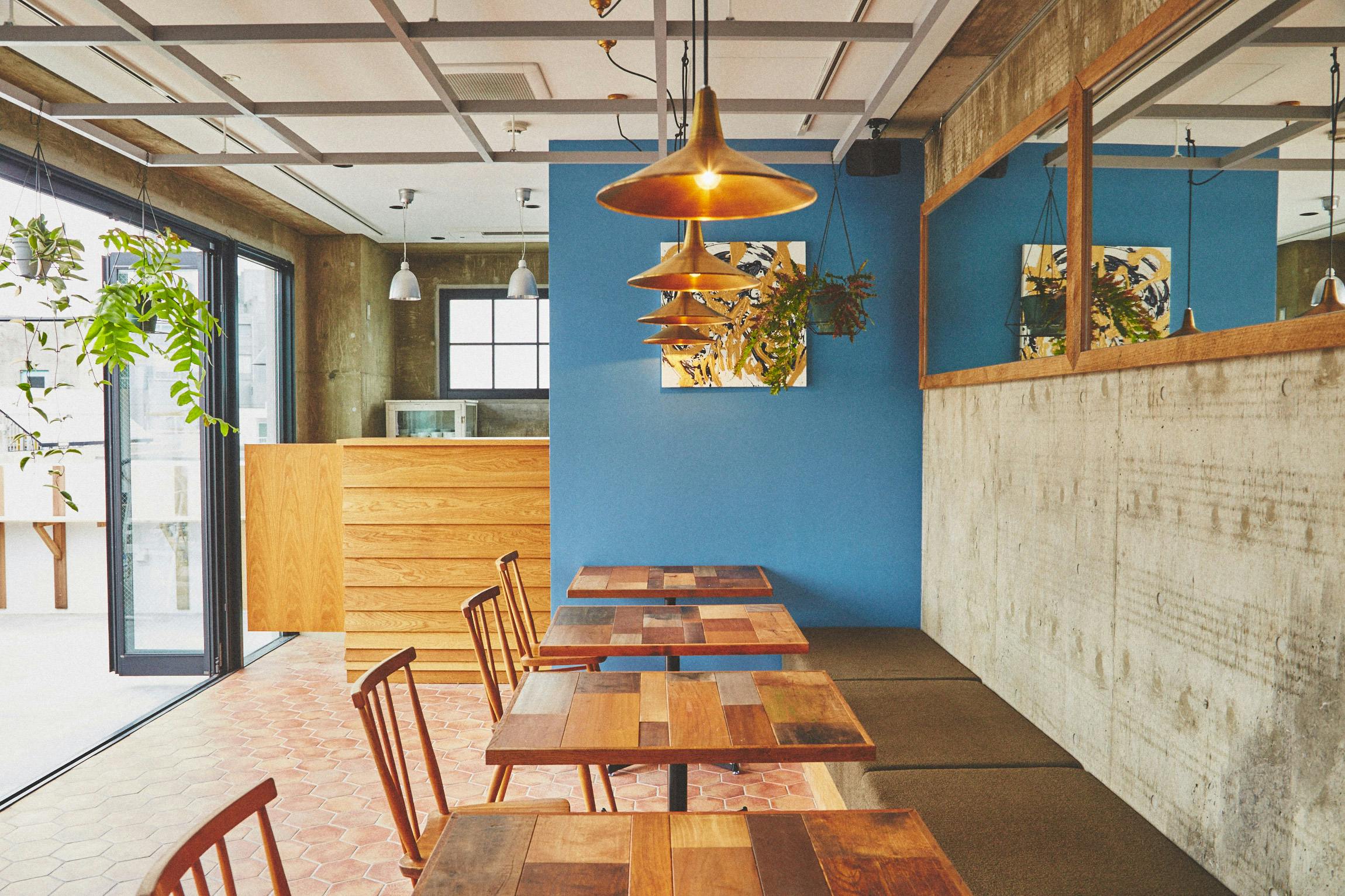 カフェ併設のスペースです。