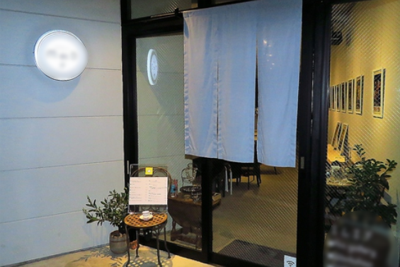 【三軒茶屋駅9分】個展やワークショップに適したカフェ併設の路面ギャラリー