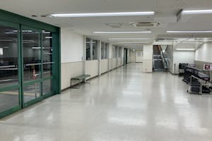 【SOCOLA南行徳】地下2階駐車場エレベーターホール 物販、食物販のポップアップストアや販促プロモーションに最適な催事イベントスペース