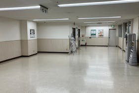 【SOCOLA南行徳】地下2階駐車場エレベーターホール 物販、食物販のポップアップストアや販促プロモーションに最適な催事イベントスペース