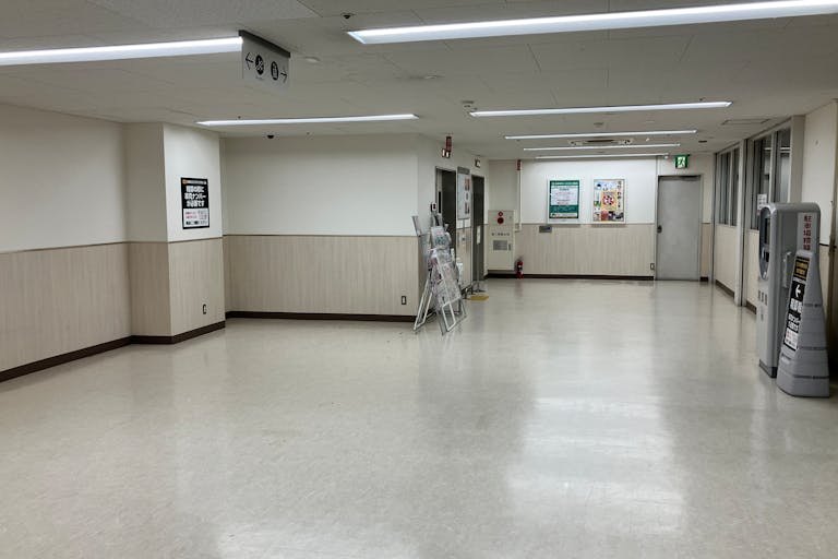 【SOCOLA南行徳】地下2階駐車場エレベーターホール 物販、食物販のポップアップストアや販促プロモーションに最適な催事イベントスペースの画像4