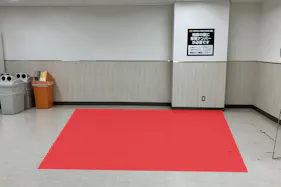 【SOCOLA南行徳】地下2階駐車場エレベーターホール 物販、食物販のポップアップストアや販促プロモーションに最適な催事イベントスペース