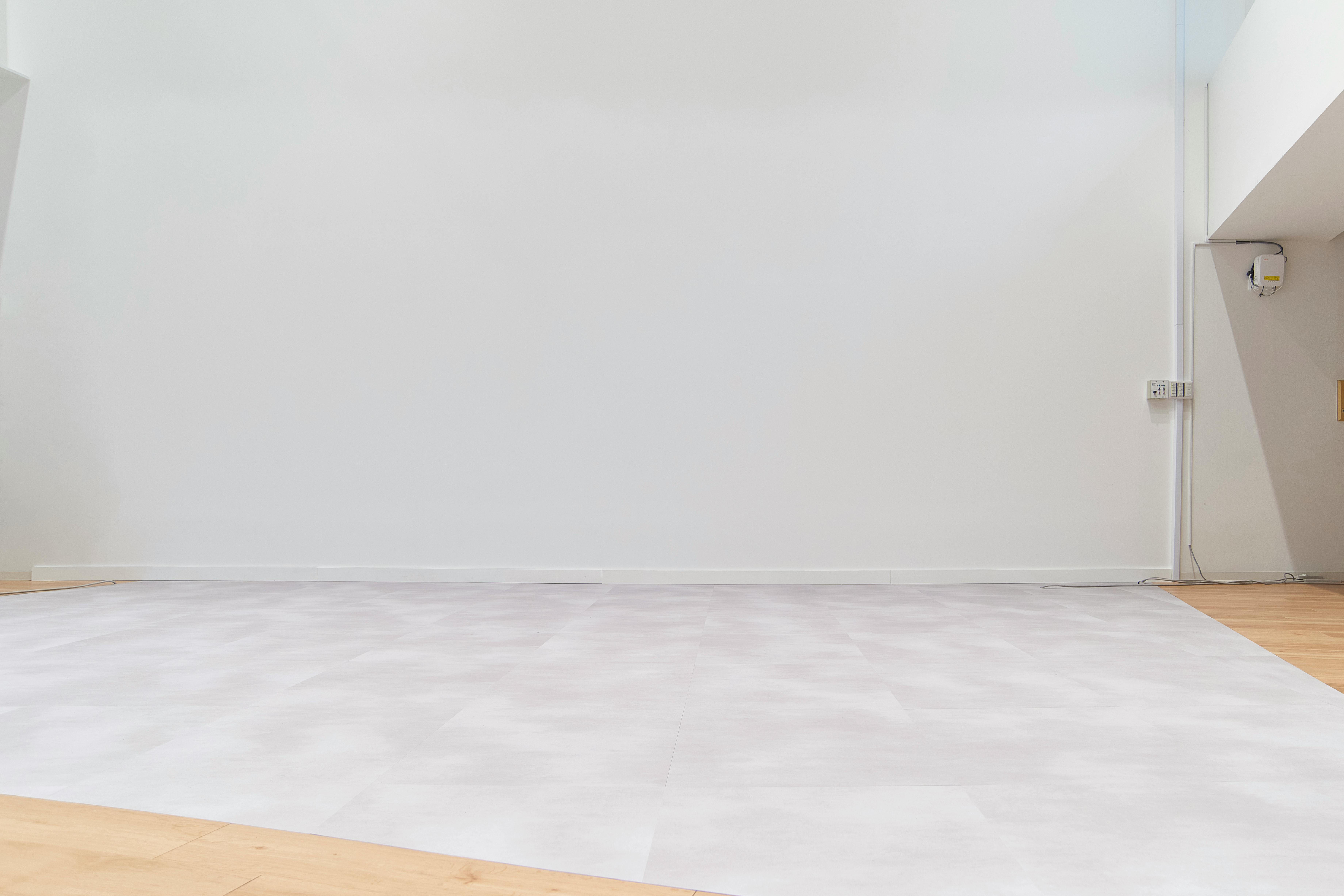 【表参道9分】撮影や展示会に利用可能なレンタルスタジオスペース