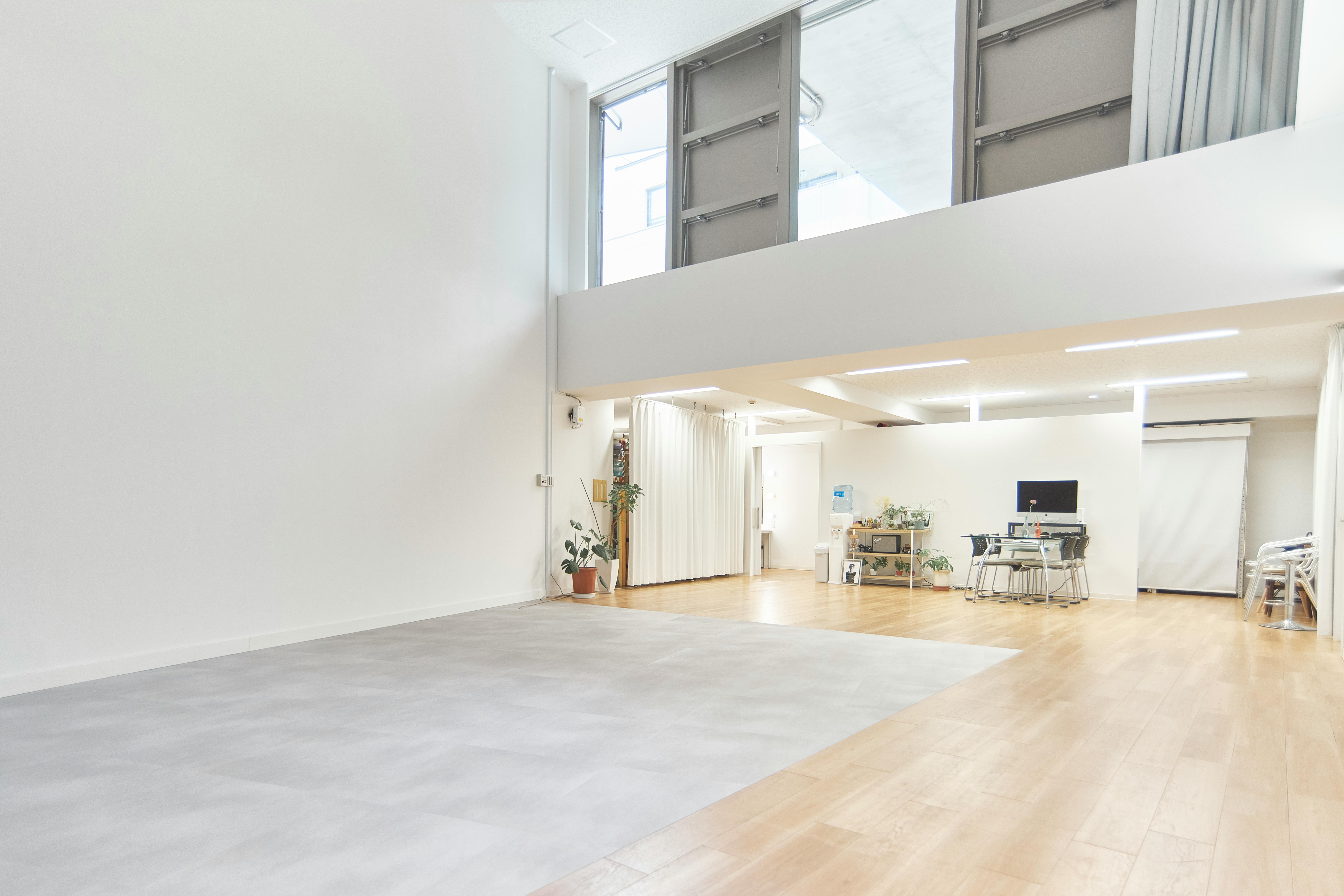 【表参道9分】撮影や展示会に利用可能なレンタルスタジオスペース
