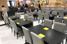 【イオンモール大和郡山】モール内広告 フードコート