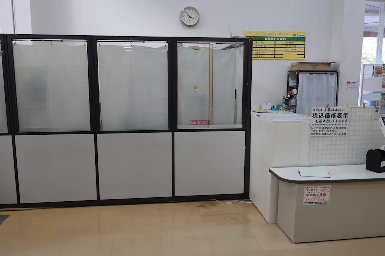 【タイヘイ吹上店】イベントスペース1(パーティションの前のスペース)