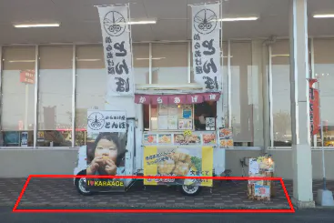 【マックスバリュ板柳店】正面軒下(キッチンカー) キッチンカー出店に最適なスーパー店外催事イベントスペース