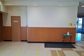 【マミーマート南中野】販促プロモーションに最適な1階エスカレーターホールにあるイベントスペース