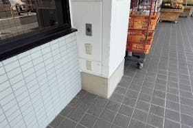 【ゆめマート 花瀬】屋外軒先 キッチンカーや販促プロモーションにおすすめな催事イベントスペース