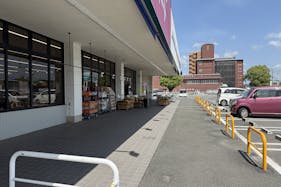 【ゆめマート 花瀬】屋外軒先 キッチンカーや販促プロモーションにおすすめな催事イベントスペース