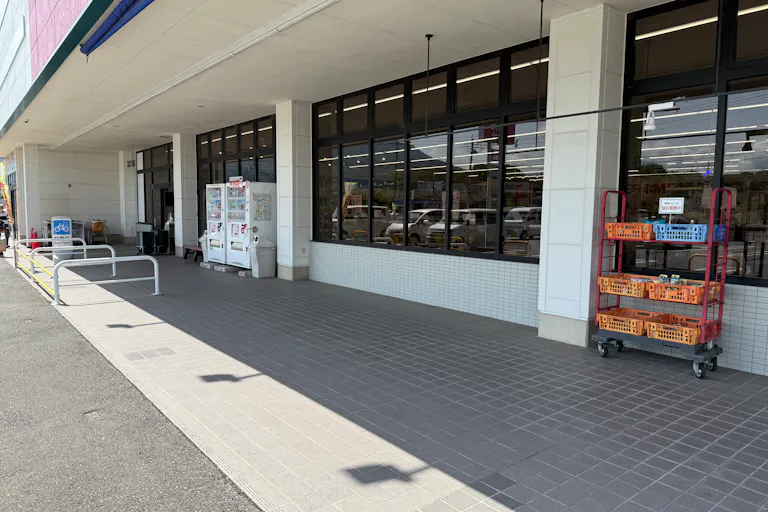 【ゆめマート 花瀬】屋外軒先 キッチンカーや販促プロモーションにおすすめな催事イベントスペースの画像3