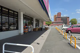 【ゆめマート 花瀬】屋外軒先 キッチンカーや販促プロモーションにおすすめな催事イベントスペース