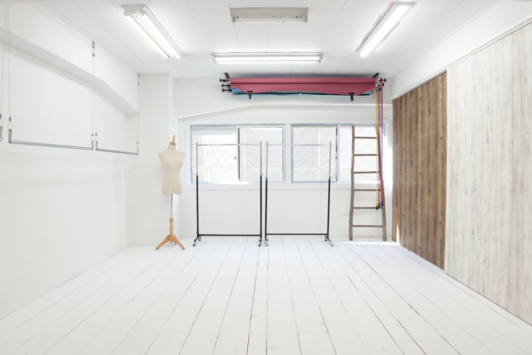 【恵比寿駅5分】各種展示会やポップアップ、撮影用途に最適な白基調のレンタルスペース