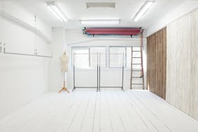【恵比寿駅5分】各種展示会やポップアップ、撮影用途に最適な白基調のレンタルスペース