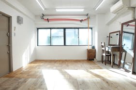 【恵比寿駅5分】各種展示会やポップアップ、撮影用途に最適な白基調のレンタルスペース