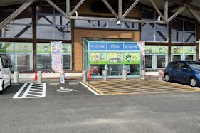 【ダイナム榛原店ゆったり館】キッチンカーでの出店に最適なアミューズメント施設のイベントスペース