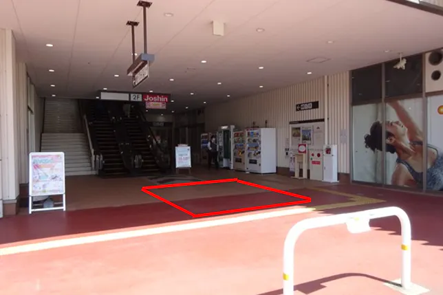 【イオンタウン富雄南】プロモーションイベントやポップアップストアに適したジョーシン下のイベントスペース