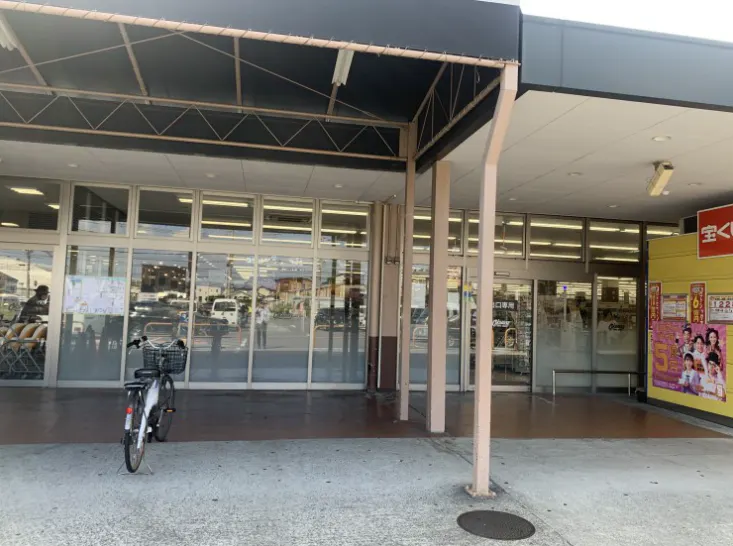 【オークワ大浦街道】プロモーションに最適な駐輪場スペース